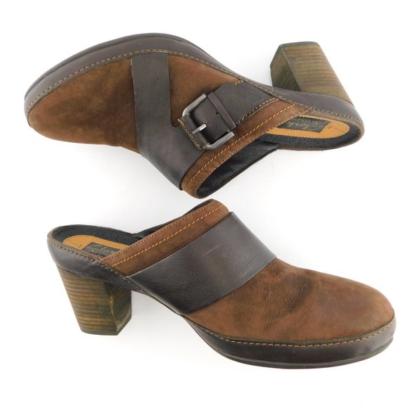 CLARKS Artisan Brown Leather Buckled Slip-on Block Heel Mules  9 - Picture 3 of 7